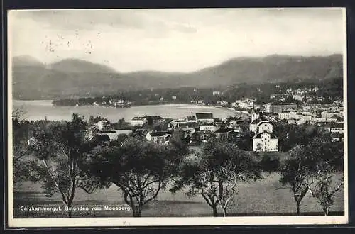 AK Gmunden /Salzkammergut, Ansicht vom Moosberg aus