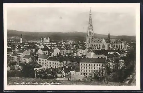 AK Linz / Donau, Maria Empfängnis-Dom im Stadtbild