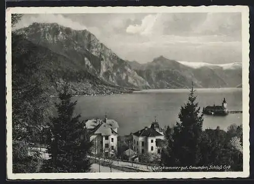 AK Gmunden /Salzkammergut, Schloss Ort mit Bergpanorama