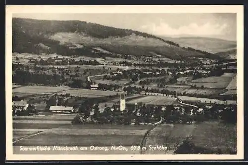 AK Münichreith am Ostrong, Ortsansicht mit Blick über die Umgebung