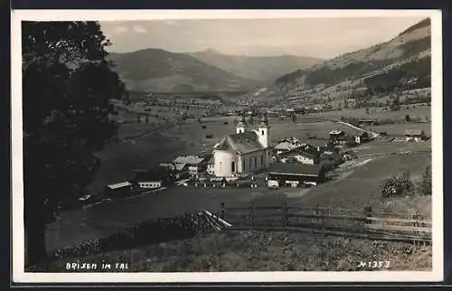 AK Brixen im Tal, Ortsansicht mit der Kirche