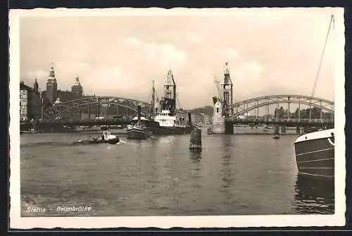 AK Stettin, Baumbrücke, Panorama mit Schiffen