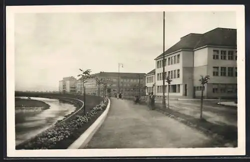 AK Uschhorod-Uzhorod, Masarykova skola a Zem. velitelstvi