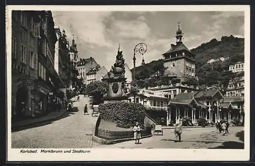 AK Karlsbad, Marktbrunn und Stadtturm mit Geschäften