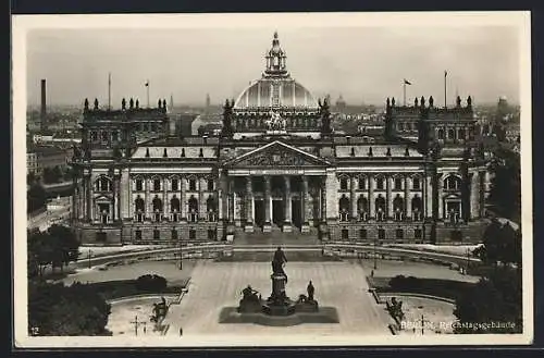 AK Berlin-Tiergarten, Blick aufs Reichstagsgebäude