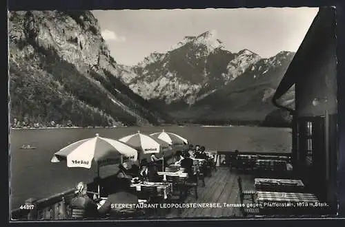 AK Eisenerz, Seerestaurant Leopoldsteinersee, Gäste auf der Terrasse mit Blick zum Pfaffenstein