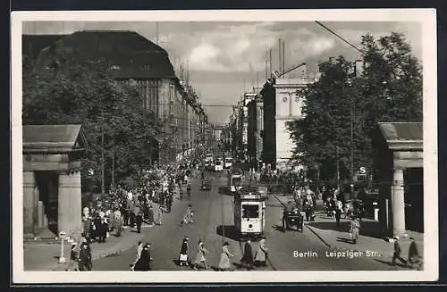 AK Berlin, S-Bahnhof an der Leipziger Str., Strassenbahn