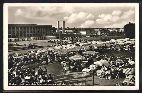 AK Berlin-Charlottenburg, Blick von den Stadionterrassen auf das Reichssportfeld