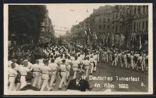 AK Köln, 14. Deutsches Turnfest 1928, Turner beim Festzug