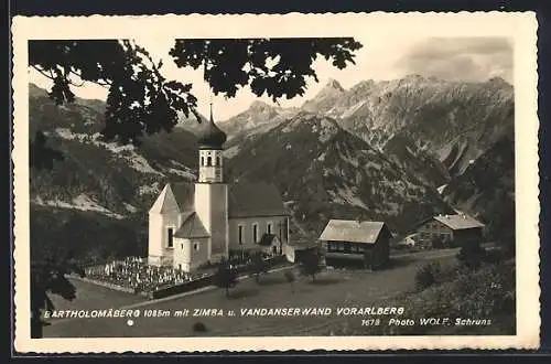 AK Bartholomäberg, Kirche mit Friedhof, Zimba und Vandanserwand