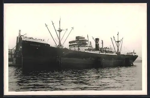 AK Handelsschiff Kolonius im Hafen