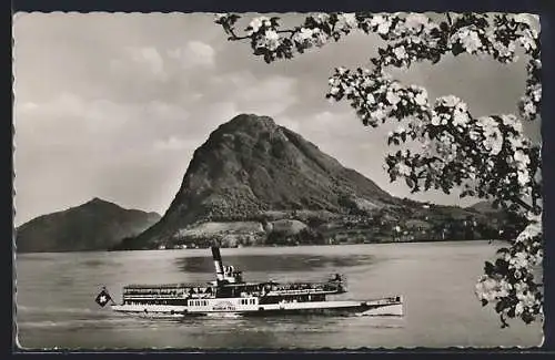 AK Dampfer Wilhelm Tell auf dem Luganer See mit Monte San Salvatore