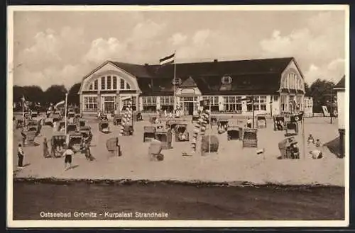 AK Grömitz / Ostsee, Cafe - Kurpalast Strandhalle mit Strand