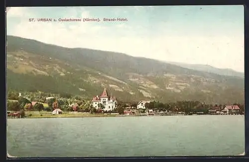 AK St. Urban a. Ossiachersee, Strandhotel-Panorama vom Wasser aus