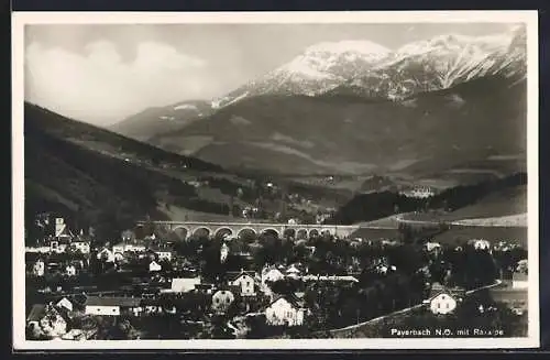 AK Payerbach /N. Ö., Ortsansicht mit Viadukt und Raxalpe