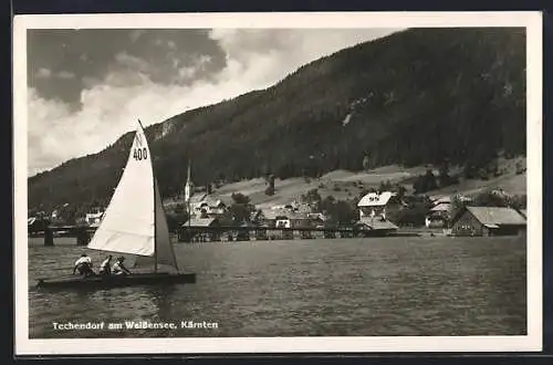 AK Techendorf am Weissensee, Ortsansicht mit Segelboot