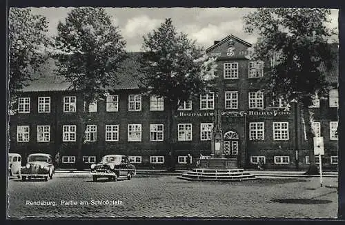 AK Rendsburg, Schlossplatz mit Hospital zum Heiligen Geist