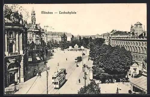 AK München, Lenbachplatz mit Strassenbahnen aus der Vogelschau