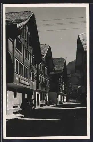 AK Andermatt, Gasthaus Ochsen an der Dorfstrasse