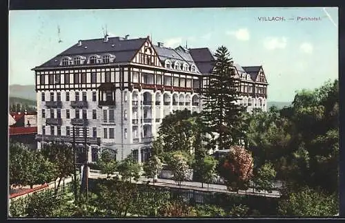 AK Villach, das Parkhotel mit angrenzendem Park