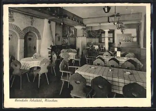 AK München-Au, Gasthaus Weinstube Rebstöckl, Bes. Z. Ellwanger, Blumenstrasse 55, Innenansicht