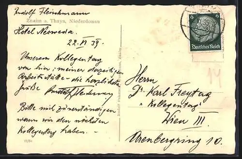 AK Znaim a. Thaya, Totalansicht mit Fluss, Häuser und Kirchen