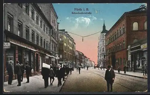 AK Fürth / Bayern, Blick in die Schwabacherstrasse mit Leuten