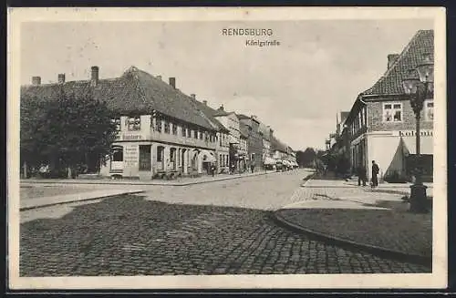 AK Rendsburg, Königstrasse mit Gasthaus Stadt Hamburg und Geschäften