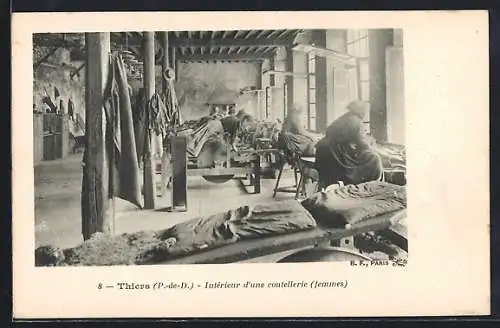 AK Thiers /P.-de-D., Interieur d`une coutellerie femmes, Arbeiterinnen in der Fabrik