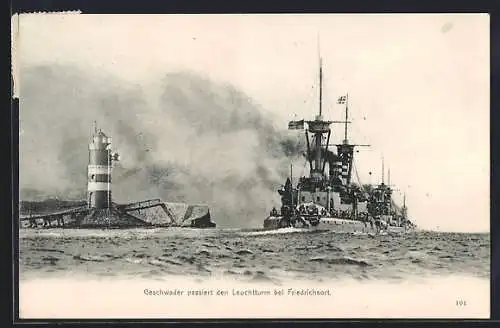 AK Friedrichsort, Geschwader der Kaiserlichen Marine passiert den Leuchtturm