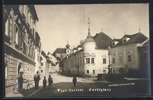 AK Wind-Garsten, Marktplatz mit Brunnen