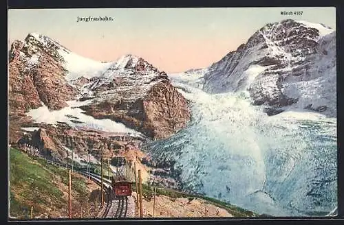 AK Jungfraubahn passiert Mönchgletscher, Bergbahn