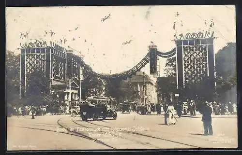 AK Berlin-Tiergarten, Festschmuck zum Regierungs-Jubiläum Kaiser Wilhelm II. am Potsdamer Thor