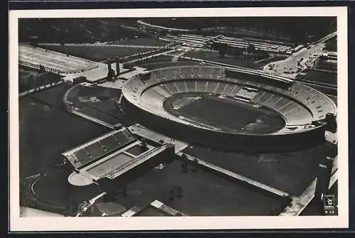 AK Berlin, Olympia-Stadion, Luftbild, Schwimmbecken