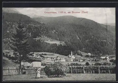 AK Gossensass, Totalansicht mit Bäuerin auf dem Feld und Blick auf Häuser und Kirche