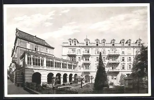 AK Bolzano, Hotel Grifone-Greif mit Park