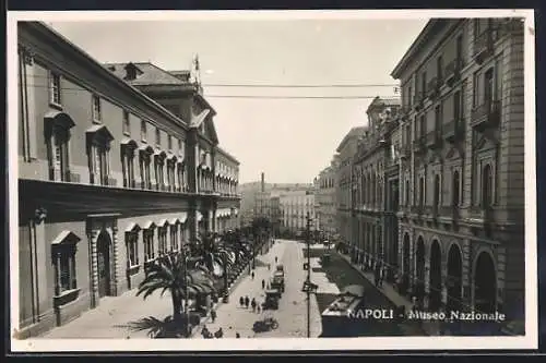 AK Napoli, Strassenbahn am Museo Nazionale