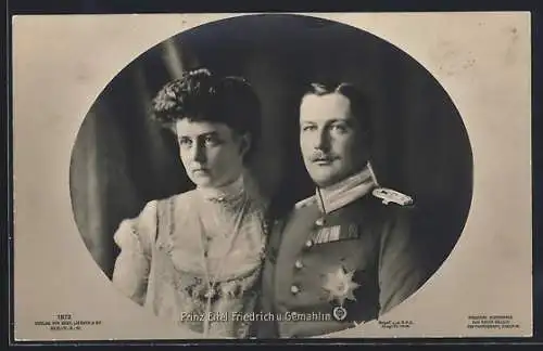 AK Prinz Eitel Friedrich von Preussen in Uniform mit Gemahlin