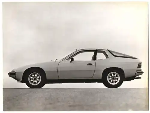 Fotografie Auto Porsche 924, Sportwagen 2,0L 125 PS, Porsche Werkfoto