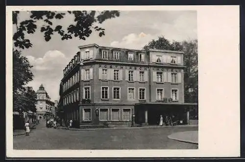 AK Pössneck i. Thür., Strassenpartie mit Posthirsch Hotel