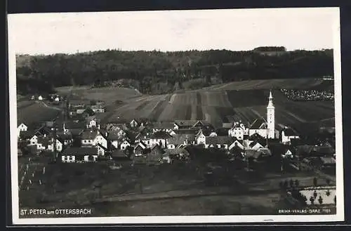 AK St. Peter am Ottersbach, Ortsansicht von einen Berg aus