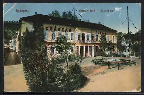 AK Budapest, Brunnen vor dem Kaiser-Bad