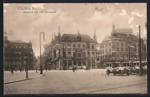 AK Köln a. Rh., Domhof mit Schaebenhaus