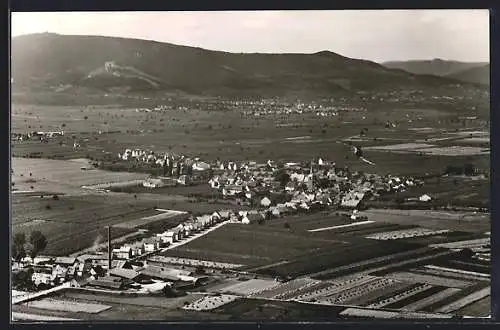 AK Kirrweiler a. d. Weinstrasse, Teilansicht, Fliegeraufnahme