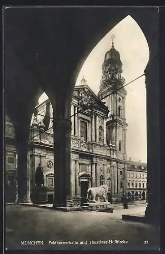 AK München, Feldherrenhalle und Theatiner-Hofkirche