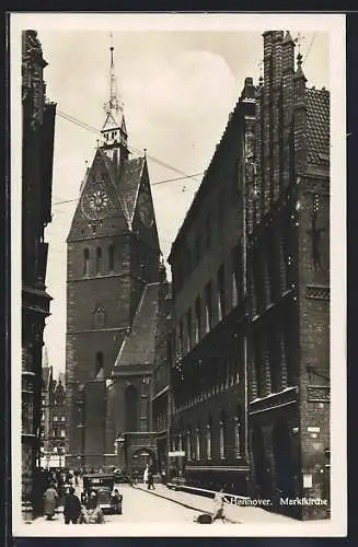 AK Hannover, Marktkirche mit Strassenpartie