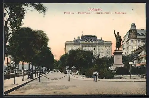 AK Budapest, Petöfi-Platz mit Denkmal