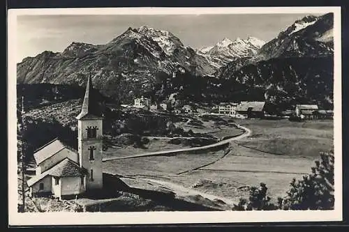 AK Maloja, Ortsansicht mit Kirche und Bergpanorama aus der Vogelschau