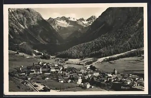 AK Bergün, Ortsansicht mit Bergpanorama