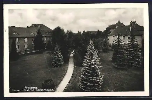 AK Freiberg / Sachsen, Parkanlagen in der König Friedrich-August-Kaserne